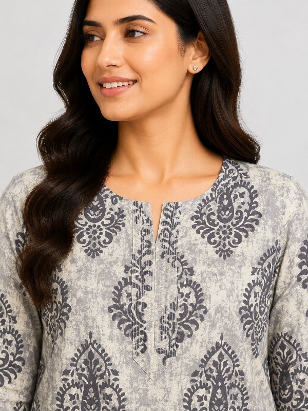 Regal Motif