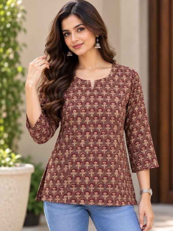 Earthy Bloom Short top